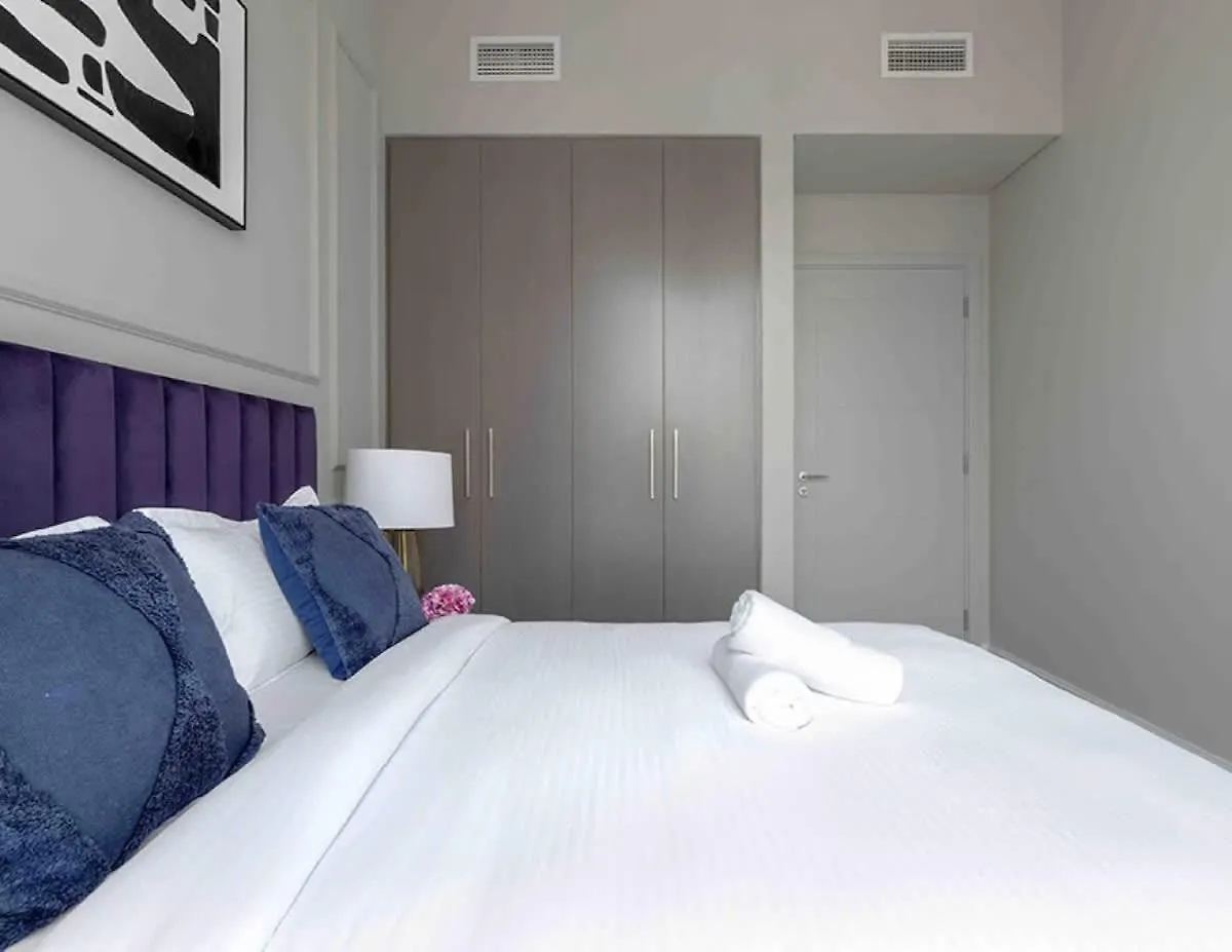 Luxurious 4Br, Burj Khalifa & Full Fountain View, Downtown Dubai Apartment 0*,
