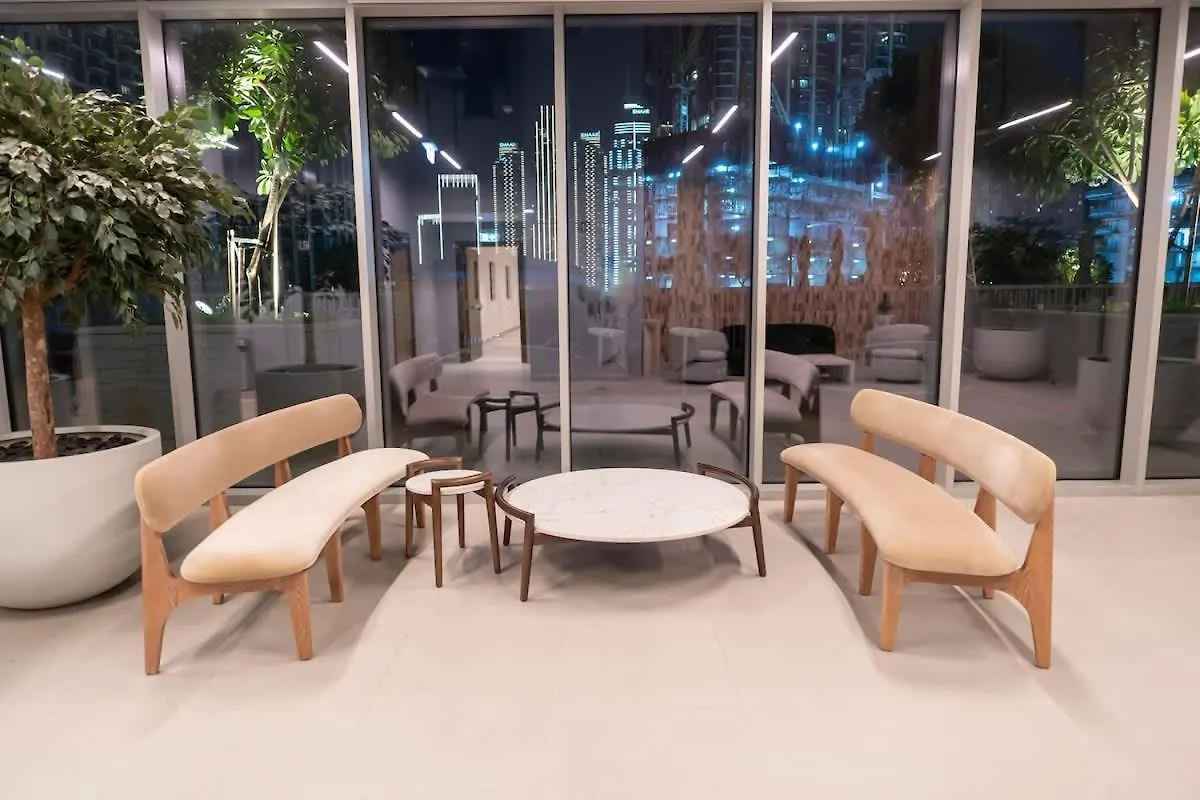 Luxurious 4Br, Burj Khalifa & Full Fountain View, Downtown Dubai Apartment